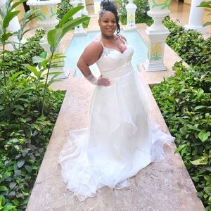 Sleeveless wedding gown  customized by Hebeos